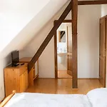 Guest house Mlyn Kamenice 3*