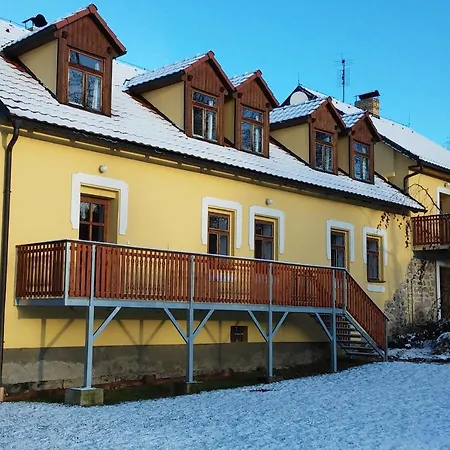 Mlyn Kamenice Klucenice