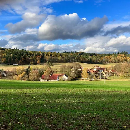 Pensjonat Mlyn Kamenice *